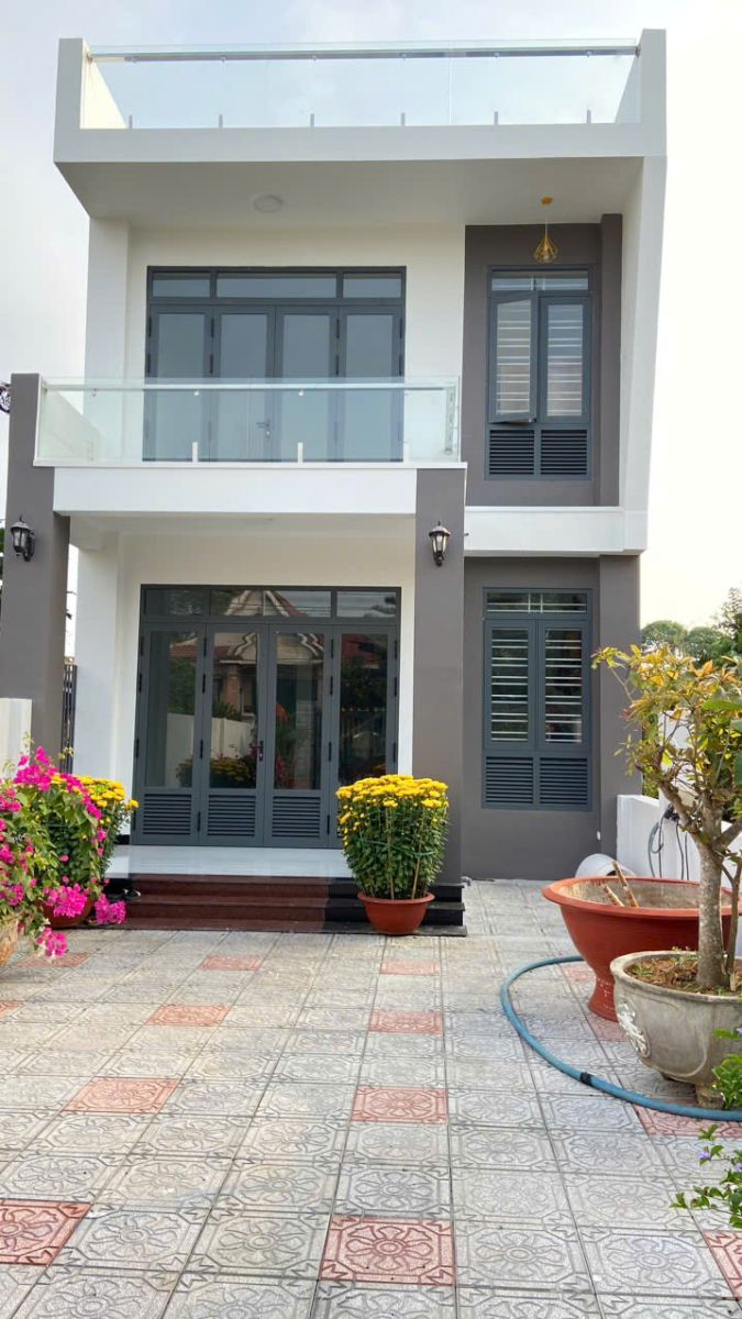 cửa nhôm 4 cánh giá rẻ Ngãi Giao,